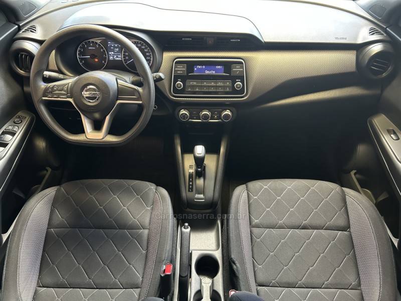 NISSAN - KICKS - 2018/2019 - Cinza - R$ 83.900,00