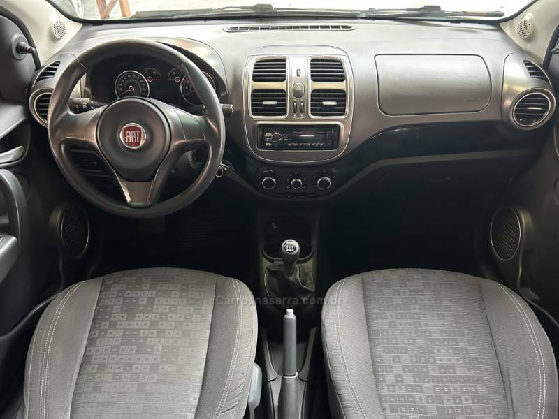 FIAT - PALIO - 2016/2017 - Branca - R$ 45.900,00