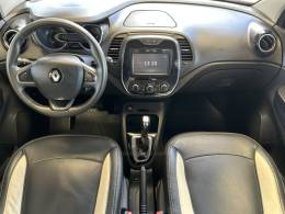 RENAULT - CAPTUR - 2017/2018 - Preta - R$ 77.900,00