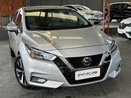 NISSAN - VERSA - 2021/2022 - Prata - R$ 94.900,00