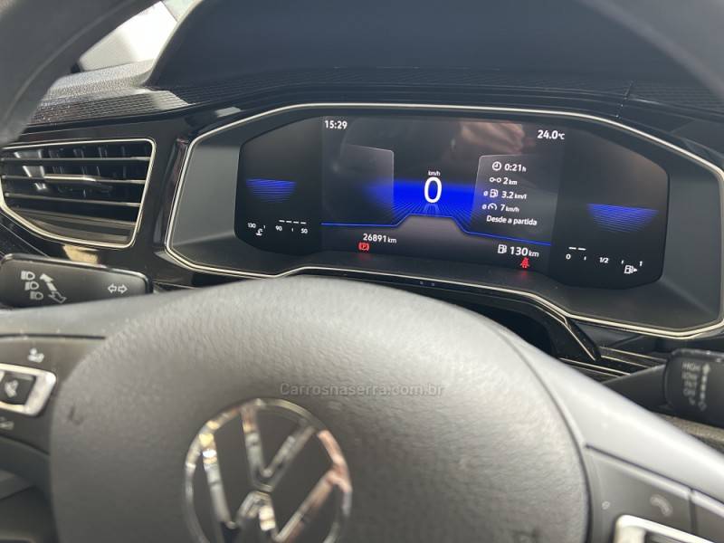 VOLKSWAGEN - POLO - 2022/2023 - Branca - R$ 82.900,00