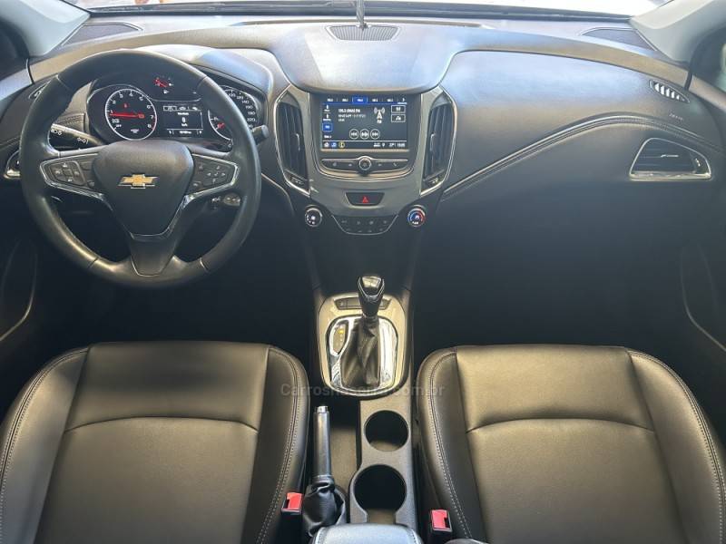 CHEVROLET - CRUZE - 2019/2020 - Marrom - R$ 96.900,00