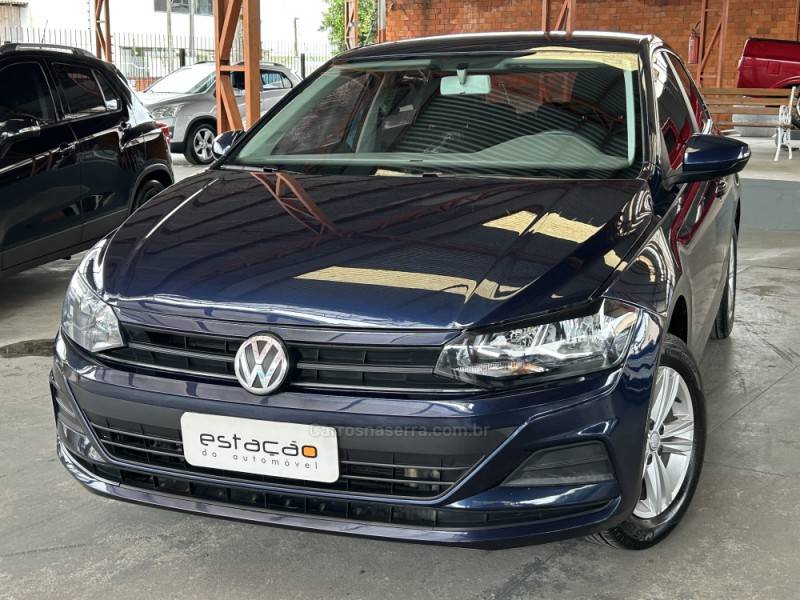 VOLKSWAGEN - POLO - 2017/2018 - Azul - R$ 61.900,00
