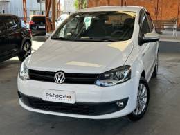 VOLKSWAGEN - FOX - 2013/2014 - Branca - R$ 43.500,00