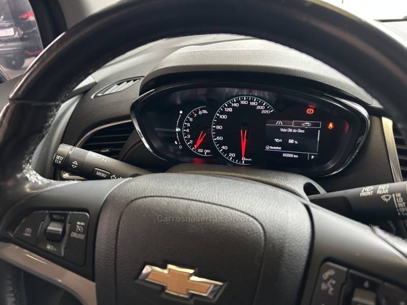 CHEVROLET - TRACKER - 2018/2019 - Preta - R$ 95.900,00