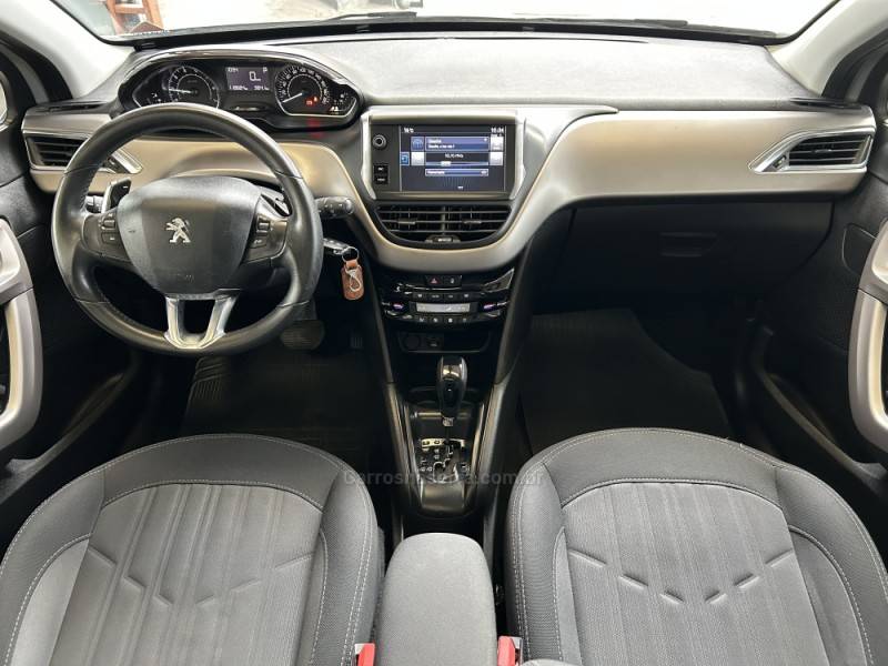 PEUGEOT - 208 - 2016/2017 - Prata - R$ 59.900,00