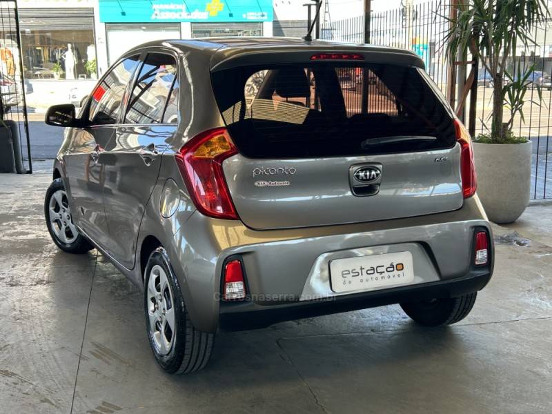 KIA MOTORS - PICANTO - 2015/2016 - Cinza - R$ 46.900,00