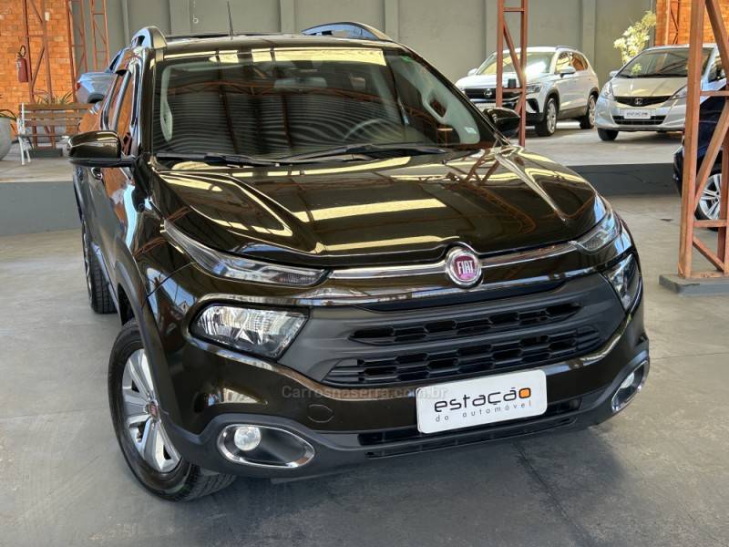 FIAT - TORO - 2019/2019 - Marrom - R$ 93.900,00