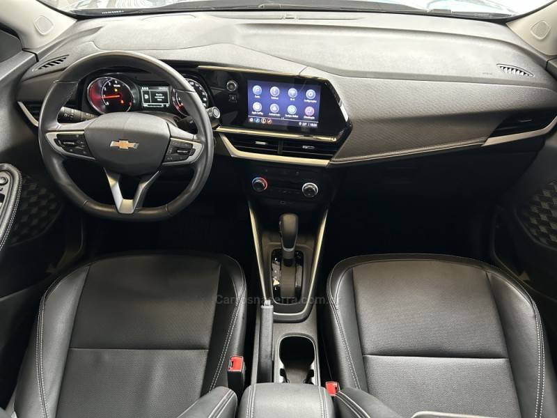 CHEVROLET - MONTANA - 2024/2024 - Prata - R$ 121.900,00