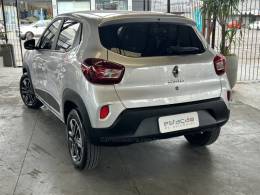 RENAULT - KWID - 2023/2024 - Prata - R$ 58.900,00
