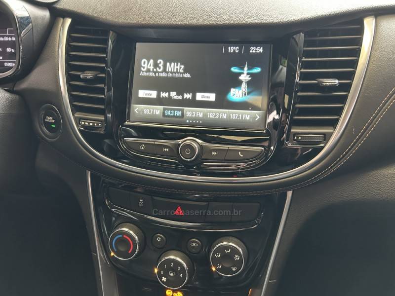CHEVROLET - TRACKER - 2018/2019 - Preta - R$ 95.900,00