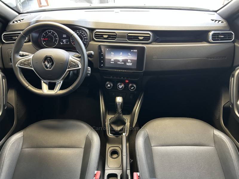 RENAULT - DUSTER - 2023/2024 - Branca - R$ 109.900,00