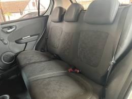 FIAT - PALIO - 2016/2017 - Branca - R$ 45.900,00